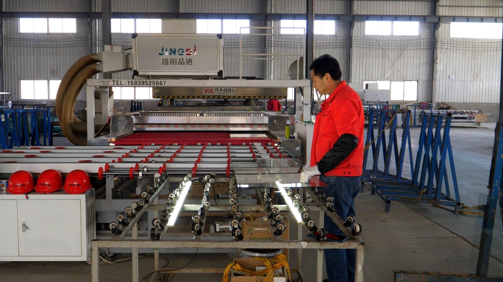 寧縣 科技創(chuàng)新為門窗加工產(chǎn)業(yè)注入經(jīng)濟發(fā)展新動能